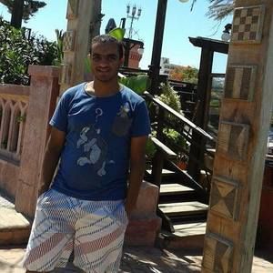 Meet your Posher, Ahmed